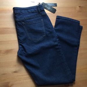 Dark Denim Skinny Jeans Dicrochet Juniors 15 NWT